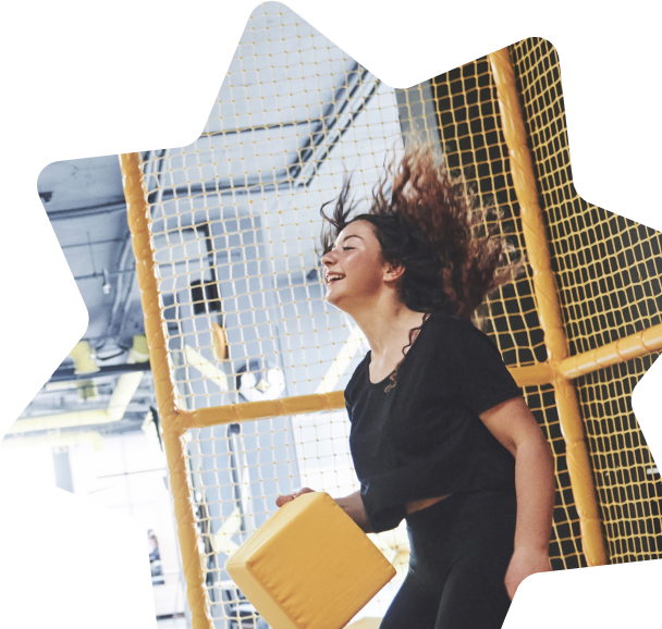 Criança se divertindo